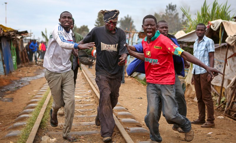 Φονικές ταραχές στην Κένυα μετά την επανεκλογή του προέδρου Κενυάτα, που αμφισβητεί η αντιπολίτευση  [εικόνες & βίντεο]  | iefimerida.gr 2