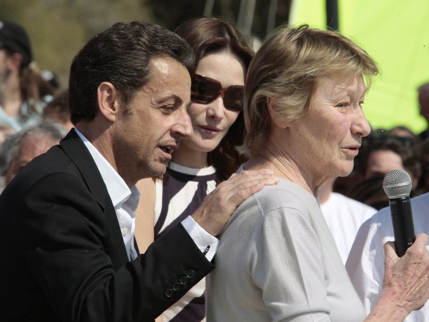 Απίστευτη ιστορία: Πώς παρουσίασε η Κάρλα Μπρούνι τον Νικολά Σαρκοζί στη μητέρα της [εικόνες] | iefimerida.gr 1