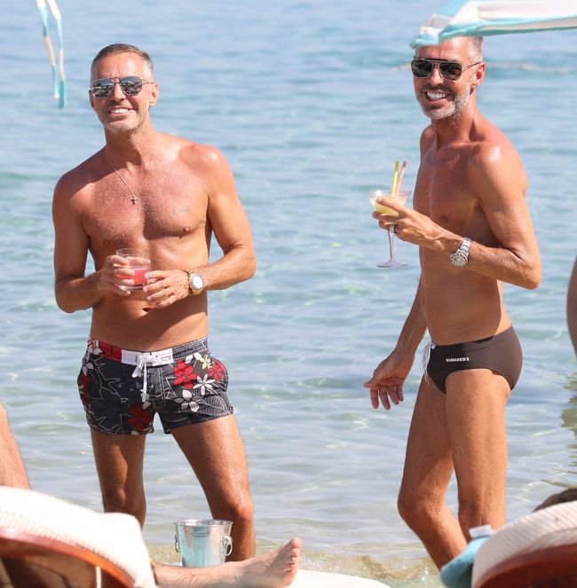 Ποιοι είναι οι δίδυμοι Καναδοί που έφτιαξαν την αυτοκρατορία Dsquared² [εικόνες] | iefimerida.gr 6