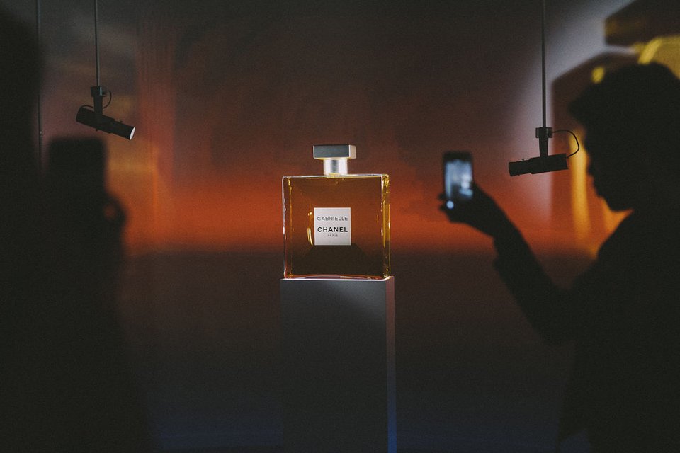 Η λάμψη της Chanel στο Σούνιο -Το νέο άρωμα Gabrielle μέθυσε την Αθηναϊκή Ριβιέρα [εικόνες] | iefimerida.gr 27