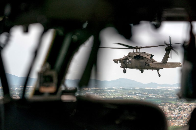 Το κλιμακώνει πάλι η Βόρεια Κορέα: Επαναφέρει στο τραπέζι τις απειλές κατά του Γκουάμ [εικόνες & βίντεο]  | iefimerida.gr 7