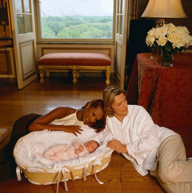 Η κόρη του Ντέιβιντ Μπάουι έγινε 17 ετών και τρελαίνει το διαδίκτυο [εικόνες] | iefimerida.gr 1