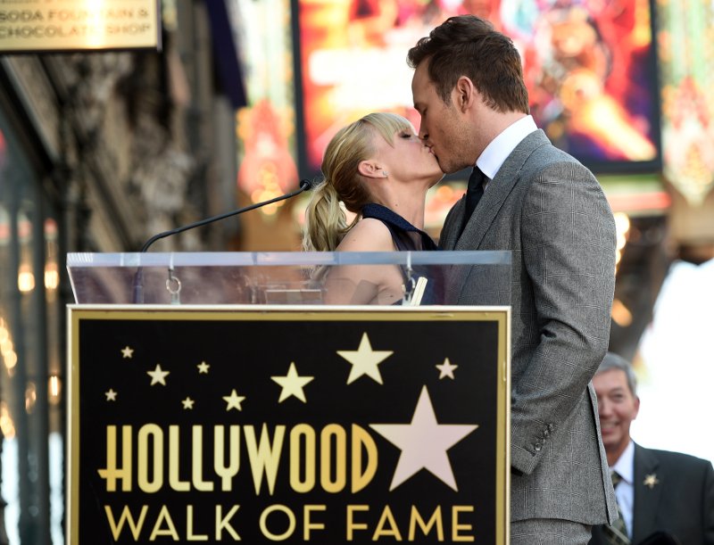 Χώρισαν οι διάσημοι ηθοποιοί Αννα Φάρις και Κρις Πρατ μετά από 8 χρόνια γάμου [εικόνες] | iefimerida.gr 1