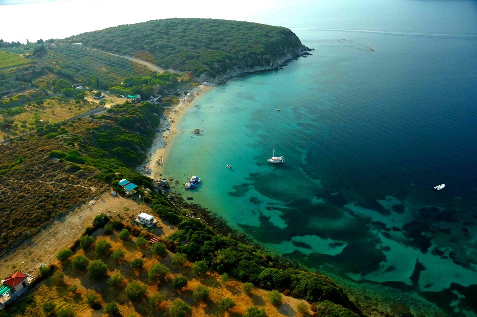 Αυτή η περιοχή είναι η 2η Χαλκιδική -Λευκές αμμουδιές, πράσινα νερά [εικόνες] | iefimerida.gr 2