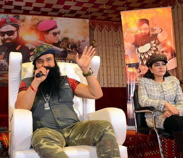 Ινδός, γκουρού και... βιαστής -Ο «άνθρωπος-θεός» καταδικάστηκε [εικόνες] | iefimerida.gr 4