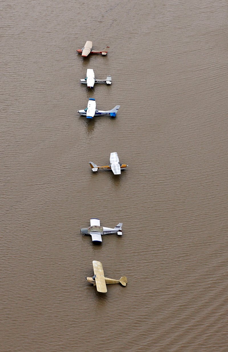 Ο Χάρβεϊ άφησε πίσω του το χάος στο Τέξας -33 νεκροί, τεράστιες ζημιές [εικόνες] | iefimerida.gr 0