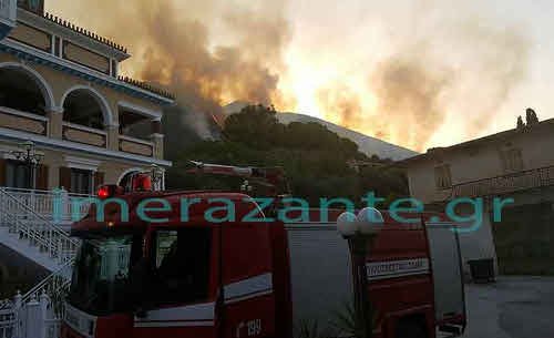 Aνεξέλεγκτη η φωτιά στη Ζάκυνθο -Πλησιάζει κατοικημένα χωριά [εικόνες & βίντεο] | iefimerida.gr 1
