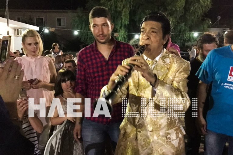 Συνέβη και αυτό: Ο Γιώργος Μάγκας τραγούδησε live από καμπαναριό εκκλησίας [βίντεο] | iefimerida.gr 3