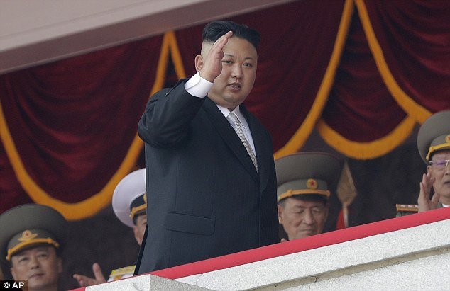 «Με το δάχτυλο στη σκανδάλη» τα αμερικανικά βομβαρδιστικά στο Γκουάμ, μετά τις απειλές του Κιμ Γιονγκ Ουν [βίντεο]  | iefimerida.gr 3