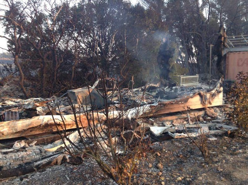 Εικόνες καταστροφής στα Κύθηρα -Στάχτη 15.000 στρέμματα δάσους, ζημιές σε περιουσίες [εικόνες] | iefimerida.gr 3