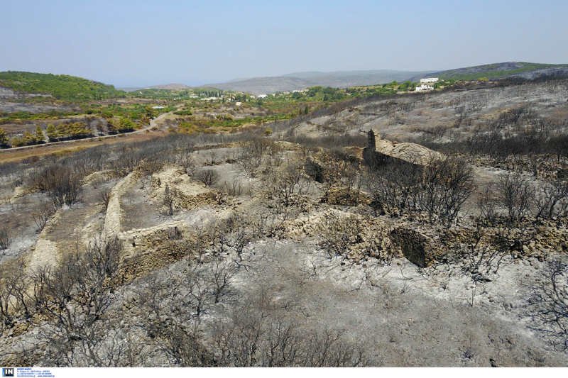 Η καταστροφή των Κυθήρων -Η φωτιά έκανε στάχτη 20.000 στρέμματα [εικόνες]  | iefimerida.gr 1