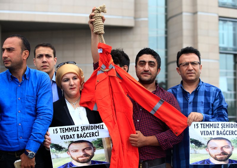 Ξεκίνησε η δίκη για το αποτυχημένο πραξικόπημα στην Τουρκία με 500 κατηγορούμενους | iefimerida.gr 0