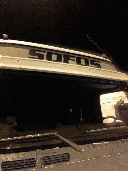 Πετούν πέτρες σε φορτηγά στην Ιόνια Οδό -Ανάστατοι οι οδηγοί [εικόνες] | iefimerida.gr 3