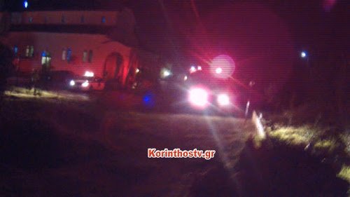 Mεγάλη φωτιά τα ξημερώματα στην Αρχαία Νεμέα -Δίπλα σε σπίτια και εκκλησία [εικόνες & βίντεο] | iefimerida.gr 1