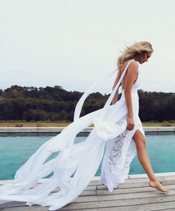 Αυτό είναι το πιο δημοφιλές νυφικό του Pinterest -Αέρινο, δαντελένιο, boho [εικόνες] | iefimerida.gr 3