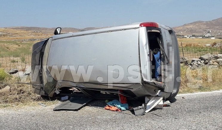 Πάρος: Τουριστικό λεωφορείο συγκρούστηκε με μικρό ΙΧ [εικόνες] | iefimerida.gr 0