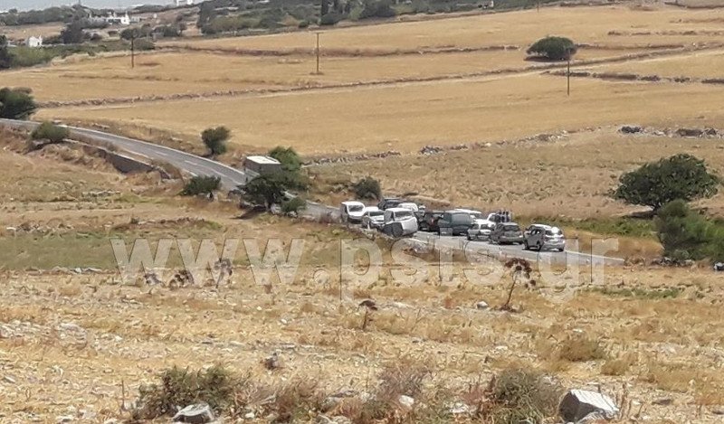 Πάρος: Τουριστικό λεωφορείο συγκρούστηκε με μικρό ΙΧ [εικόνες] | iefimerida.gr 2