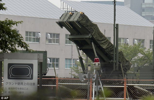 Πανικός στην Ιαπωνία για τους πυραύλους του Κιμ: Τρέχουν να αγοράσουν καταφύγια [εικόνες & βίντεο]  | iefimerida.gr 4