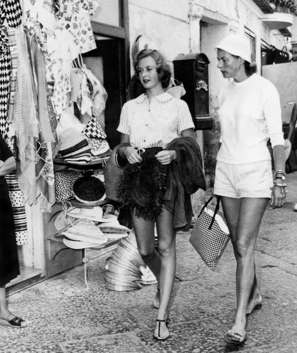 Πώς η Ινγκριντ Μπέργκμαν άρπαξε από την αγκαλιά της Αννα Μανιάνι τον Ροσελίνι [εικόνες] | iefimerida.gr 13