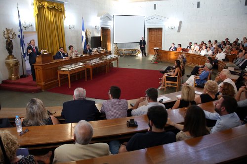 Στην Ελλάδα ο γερουσιαστής των ΗΠΑ, Ραντ Πολ -Ηταν ομιλητής σε εκδήλωση | iefimerida.gr 0
