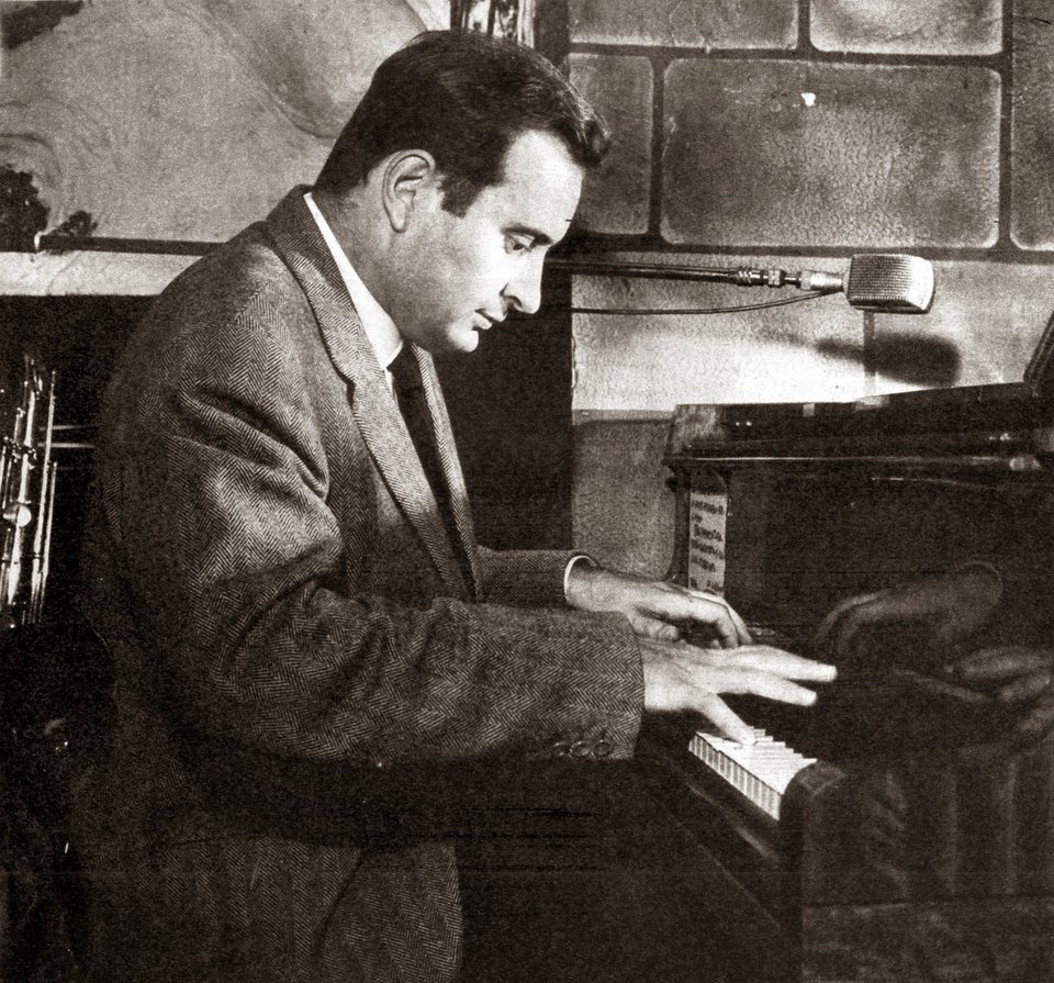 Η άγνωστη σχέση της Σοφία Λόρεν με τον Μουσολίνι [εικόνες] | iefimerida.gr 9