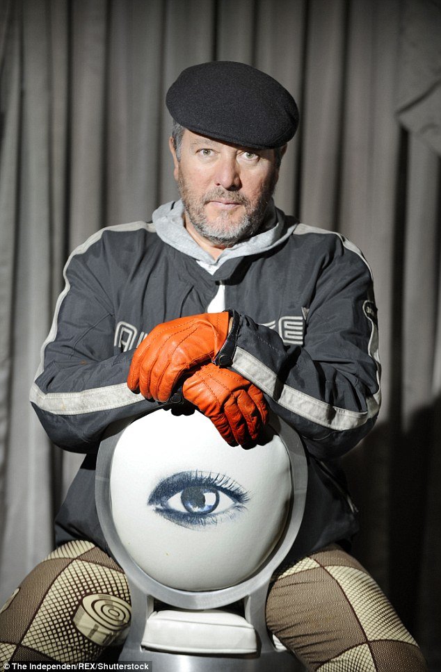 Το λάθος που έχει ο εμβληματικός λεμονοστύφτης του Φιλίπ Σταρκ [εικόνες] | iefimerida.gr 7