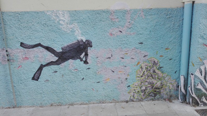 Αυτός ο δρόμος στα Χανιά είναι απίθανος -Ζωγραφισμένος στο χέρι [εικόνες] | iefimerida.gr 4