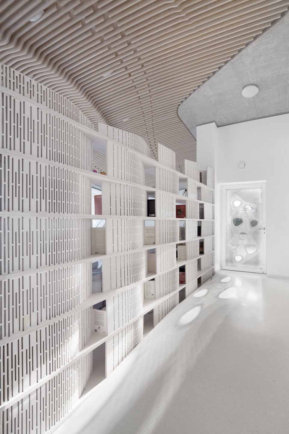 10 εξοχικά στα νησιά, αρχιτεκτονικά κοσμήματα -Πισίνες στην άκρη του γκρεμού, αισθητική άλλου επιπέδου [εικόνες] | iefimerida.gr 26