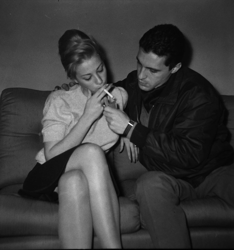 Το ασπρόμαυρο άλμπουμ της ζωής της Ζωής Λάσκαρη -Σπάνια καρέ, με τις κόρες της μωρά [εικόνες] | iefimerida.gr 12