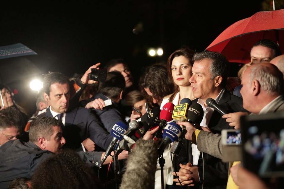 Η Ζωή Αποστολοπούλου εκπρόσωπος του Σταύρου Θεοδωράκη στην καμπάνια διεκδίκησης του κέντρου | iefimerida.gr 0