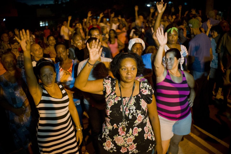 Στην Κούβα αναζητούν τον διάδοχο του Κάστρο -Κάθε γειτονιά προτείνει υποψήφιους [εικόνες]  | iefimerida.gr 1