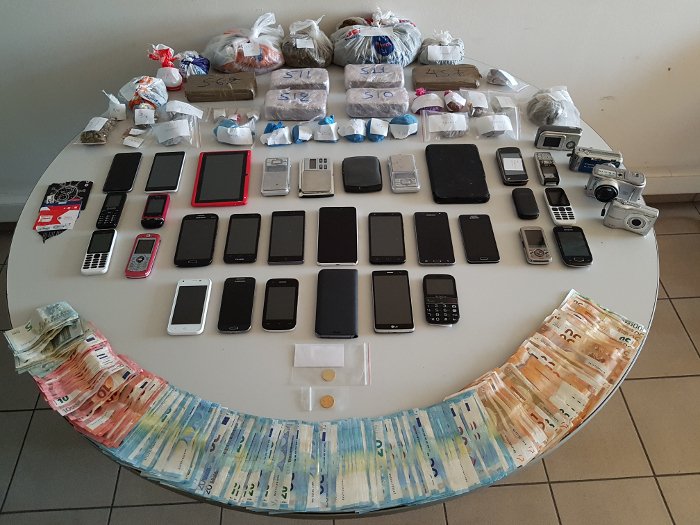 Θεσσαλονίκη: Συνελήφθησαν 11 μέλη κυκλώματος εμπορίας και διακίνησης ναρκωτικών [εικόνες] | iefimerida.gr 1