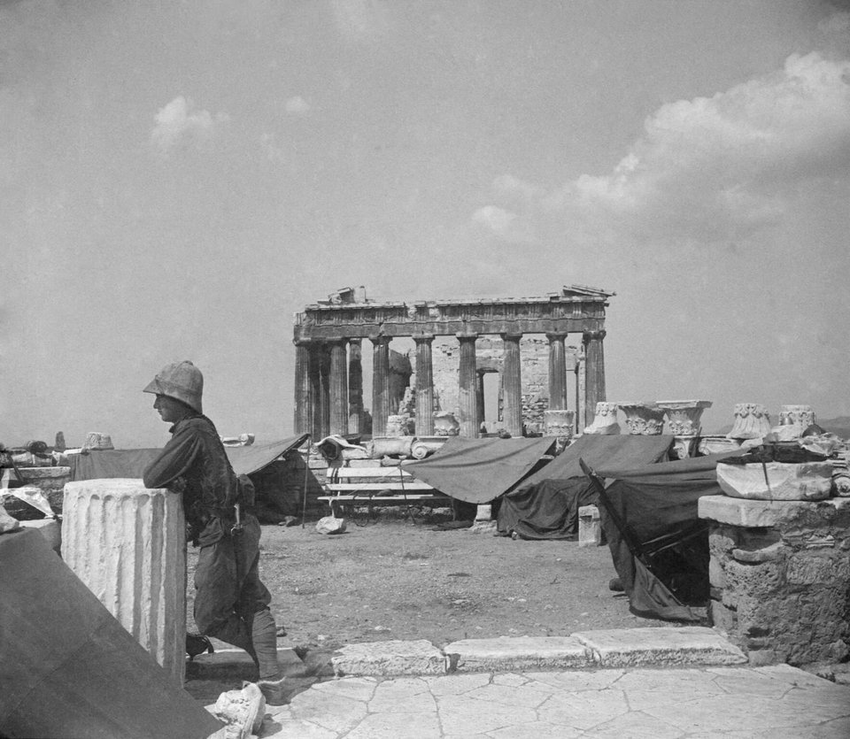 Μουσείο Μπενάκη: Η Αθήνα του 1900, Τουλούζ Λοτρέκ & τα περίφημα κεραμικά της Ρόδου [εικόνες]  | iefimerida.gr 0