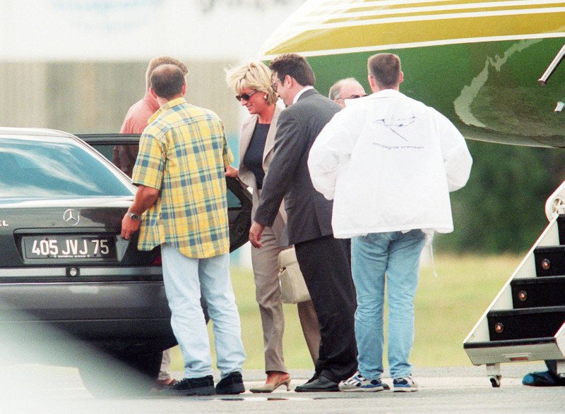 Η τελευταία ημέρα της ζωής της Νταϊάνα -Από τις βουτιές το πρωί στη Σαρδηνία, ως το φριχτό τροχαίο στο τούνελ Αλμά που της στοίχισε τη ζωή [εικόνες] | iefimerida.gr 7