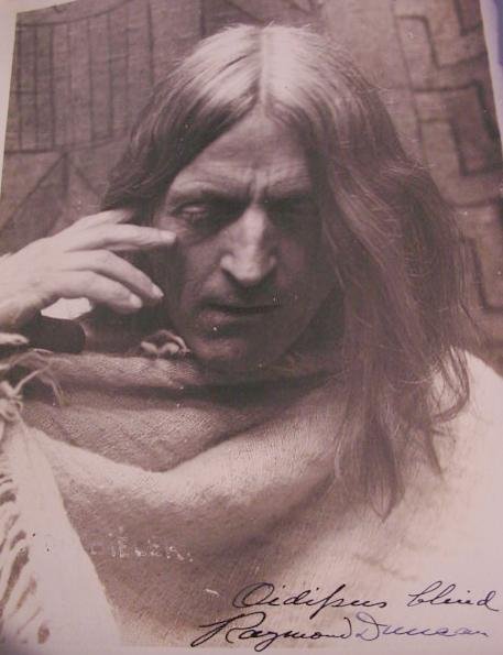 Το εκπληκτικό σπίτι της Ισιδώρα Ντάνκαν στον Βύρωνα -Η χορεύτρια με τις χλαμύδες [εικόνες] | iefimerida.gr 21