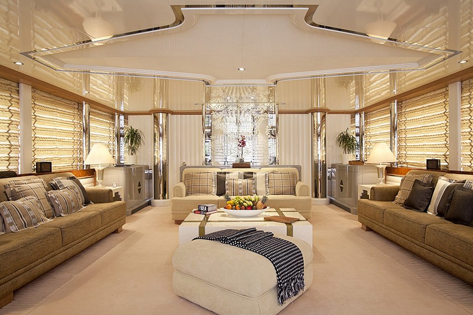 Στα Χανιά το Eclipse, το υπερπολυτελές γιοτ του Ρομάν Αμπράμοβιτς [εικόνες] | iefimerida.gr 4