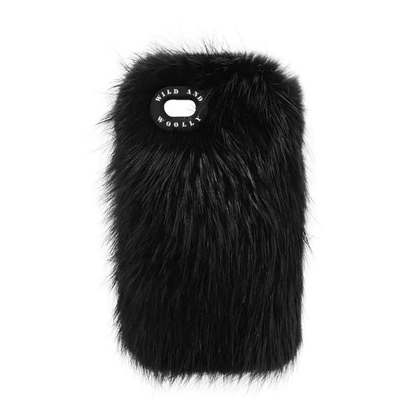 Στέλεχος τράπεζας άφησε τη δουλειά της και κάνει θήκες για  iPhone από αληθινή γούνα [εικόνες] | iefimerida.gr 6