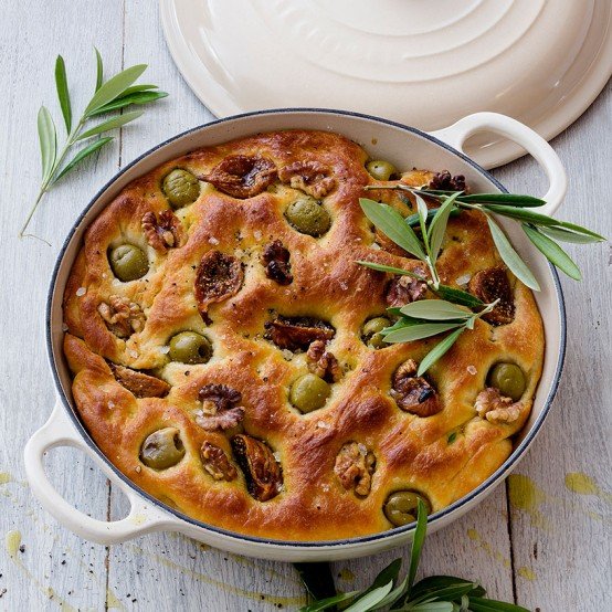 Ψωμί focaccia με δενδρολίβανο και λάδι | iefimerida.gr 4