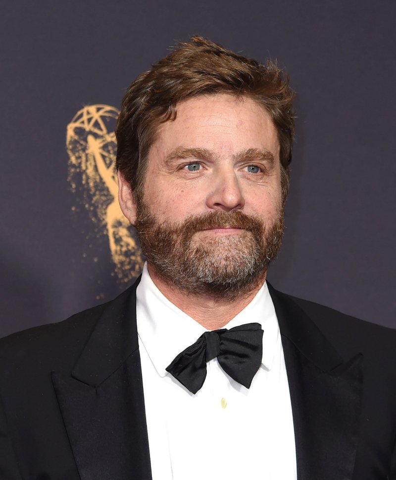 Ο Ζακ Γαλιφιανάκης έκοψε το ποτό και έμεινε μισός -Ανανεωμένος στο κόκκινο χαλί [εικόνες] | iefimerida.gr 4