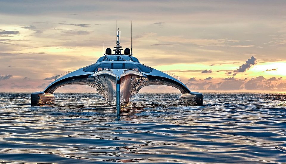 Αφωνοι στην Ψαρού με διαστημικό γιοτ, πλωτό υπερμοντέρνο παλάτι -Είναι «τρι-μαράν», πλοηγείται και μέσω... iPad [εικόνες & βίντεο] | iefimerida.gr 2