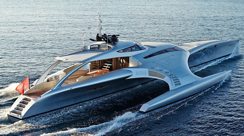 Αφωνοι στην Ψαρού με διαστημικό γιοτ, πλωτό υπερμοντέρνο παλάτι -Είναι «τρι-μαράν», πλοηγείται και μέσω... iPad [εικόνες & βίντεο] | iefimerida.gr 10