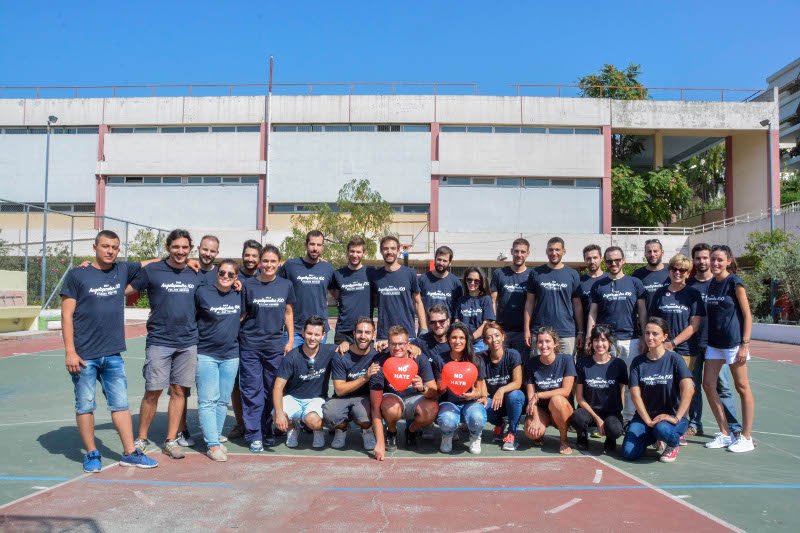 Οι υπότροφοι του Angelopoulos100 έβαψαν τοίχους σε σχολικό συγκρότημα της Γκράβας [εικόνες] | iefimerida.gr 4