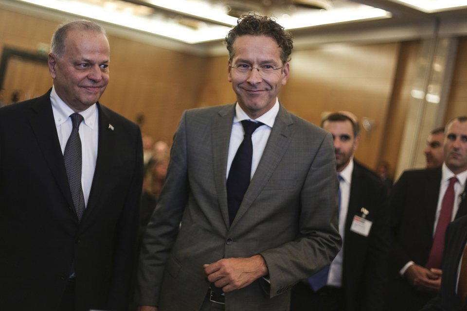 Ευ. Μυτιληναίος στο Economist: Χρειάζεται εθνικό σχέδιο ανασυγκρότησης, μείωση χρέους και μεταρρυθμίσεις | iefimerida.gr 0