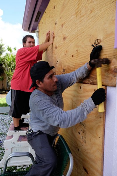Πανικός στις ΗΠΑ από τον τυφώνα Ιρμα, πλησιάζει τη Φλόριντα -Τραμπ: Φύγετε από τον δρόμο του [εικόνες] | iefimerida.gr 5