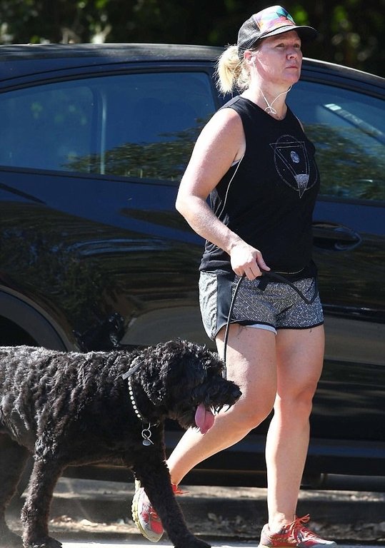 Αγνώριστη η «Κέλι» του Beverly Hills 90210 -Με κιλά και αλλοιωμένο πρόσωπο [εικόνες] | iefimerida.gr 1