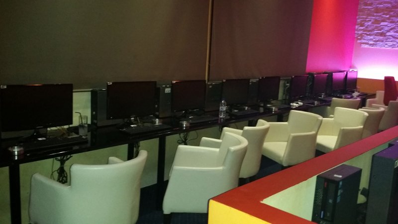 Παράνομο μίνι καζίνο εντοπίστηκε στην Αττική -24 συλλήψεις [εικόνες] | iefimerida.gr 3