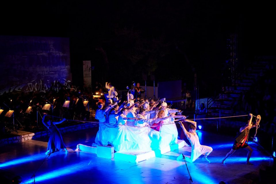 Αρχίζει το Φεστιβάλ Κολωνού -Παραστάσεις και συναυλίες με 3 και 5 ευρώ [πρόγραμμα] | iefimerida.gr 0