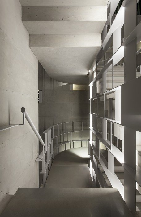 Η βραβευμένη πολυκατοικία της Αθήνας -Ξεχωριστή και ιδιαίτερη μέσα-έξω [εικόνες] | iefimerida.gr 8