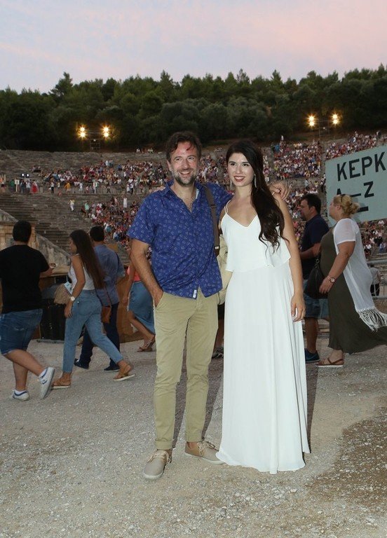 Νέος χωρισμός στη σόουμπιζ -Τέλος στη σχέση του Κωστή Μαραβέγια με γνωστή πιανίστα [εικόνα] | iefimerida.gr 0