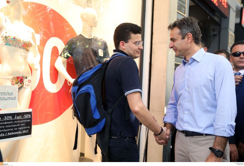 Οι βόλτες του Κυριάκου Μητσοτάκη στο κέντρο της Θεσσαλονίκης [εικόνες] | iefimerida.gr 4